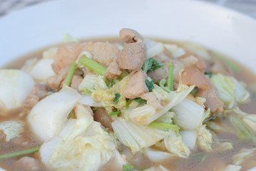 Fried pork with cabbage