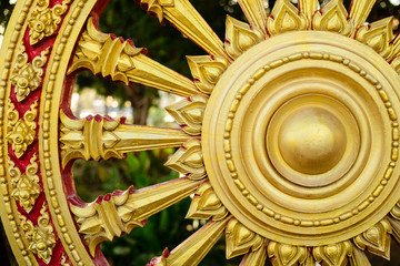 rowel,Wheel art, is common in Asian temples.