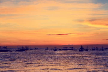 Selbstklebende Fototapeten Ozeanien Sonnenuntergang am Strand von Boracay  © nadezhda1906