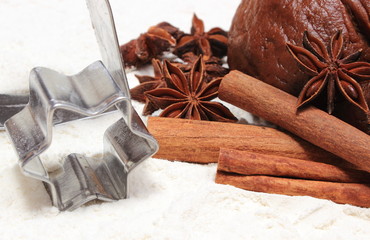 Spice and accessories for baking with dough for gingerbread