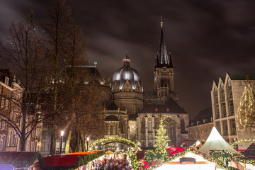 aachener dom at night with christmas market