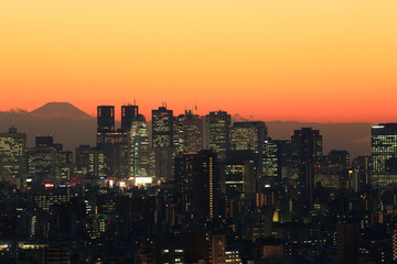 富士山と東京都心の風景　夕景