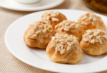 Eclairs