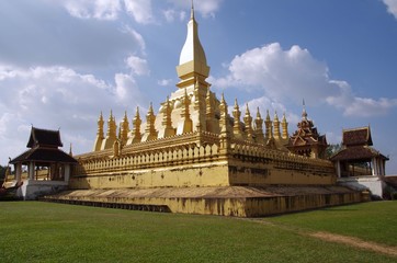 Fototapeta na wymiar Temple bouddhiste à Vientiane, Laos
