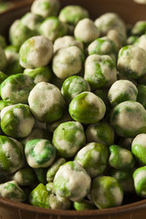 Homemade Dry Spice Wasabi Peas