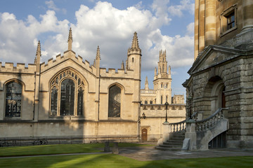 Fototapeta na wymiar New Building of Oxford Magdalen College,