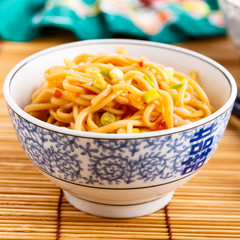 Mie Nudeln süß-sauer - Mie noodles sweet and sour