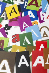 Papierschnipsel mit dem Buchstaben A