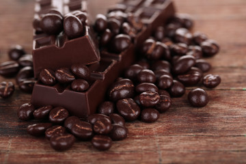 Coffee beans with chocolate glaze and dark chocolate