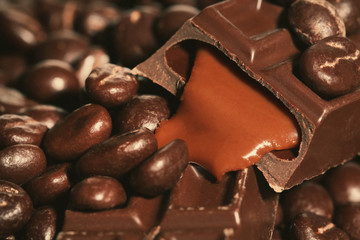 Coffee beans with chocolate glaze and dark chocolate