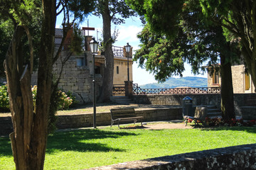 Obraz premium Lawn in the city park of San Marino