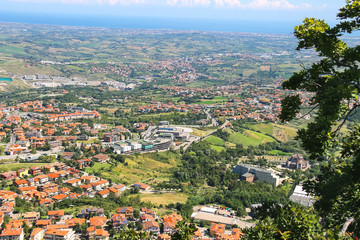 Obraz premium View of the village from the fortress of San Marino. The Republi