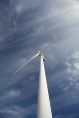 Wind energy turbine