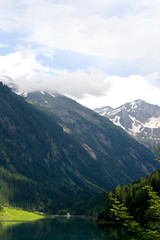 Fototapeta premium Stillup Speichersee - Zillertal - Alpen