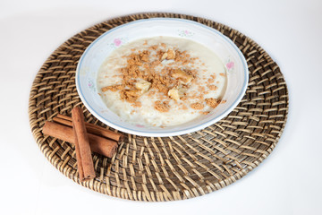 Rice with milk and cinnamon