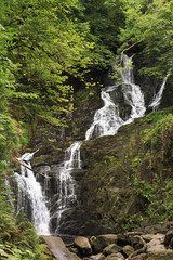 Obraz premium Torc Waterfall in Killarney National Park.