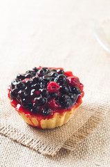 muffins with fresh blueberries and lemon tea