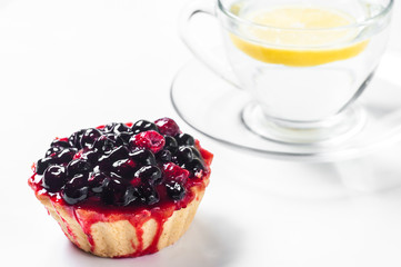 muffins with fresh blueberries and lemon tea