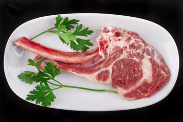 aw cutlet of lamb with vegetables