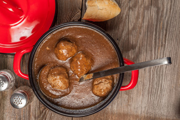 Meatballs in the sauce.