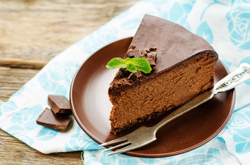 chocolate cheesecake with chocolate glaze