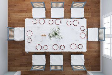 Gedeckter Esstisch im Esszimmer