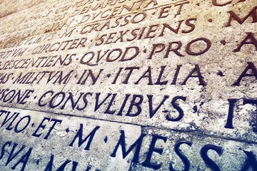 Papier Peint photo Monument historique Inscription latine à Rome, Italie