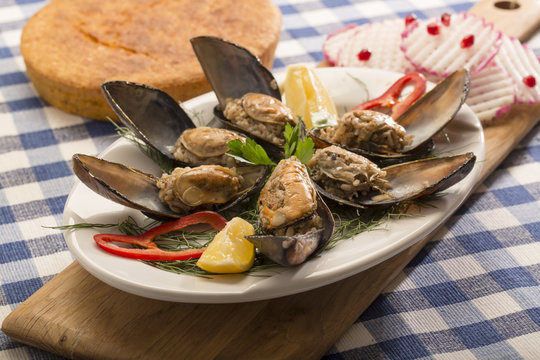 Midye Dolma