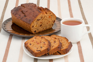 Cake with dried fruits