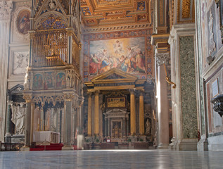 Rome - Interior of John Lateran's Archbasilica © Renáta Sedmáková