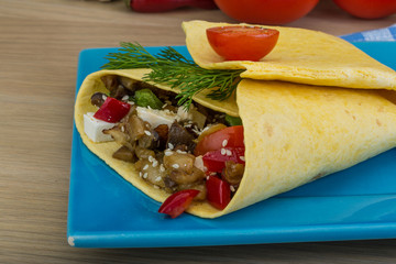 Aubergine pita