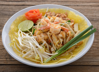 pad thai. Thai style noodles