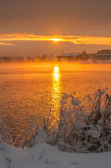 морозное утро на реке, Урал, Россия