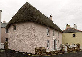 Fototapeta na wymiar straw roof cottage at St. Mawes, Cornwall