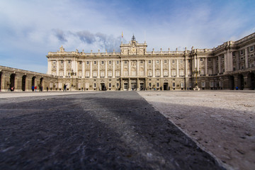 Fototapeta na wymiar royal palace of madrid