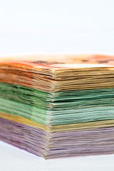 Viele verschiedene Euro-Geldscheine