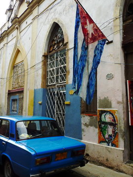 Voiture sovi&eacute;tique Cuba