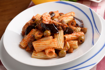 PASTA WITH TOMATO,AUBERGINE AND OLIVE