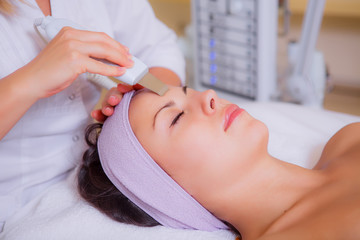 cosmetic treatments for the skin in the beauty salon