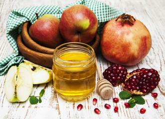 honey  apple and pomegranate