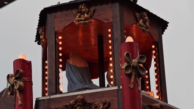 Wiehnachtsmarkt mit drehender Pyramide