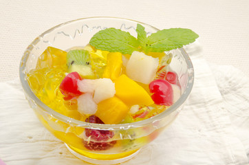 Ensalada de frutas con gelatina