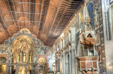 Fototapeta premium Italian church interior.