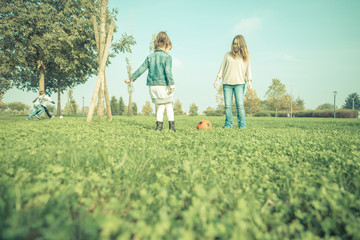 Fototapeta premium family in a park