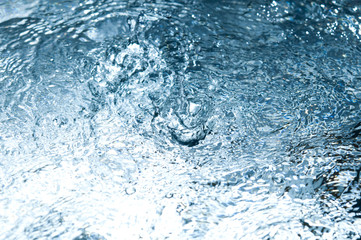 Wasser schmecken, sehen und riechen. Wellnesse