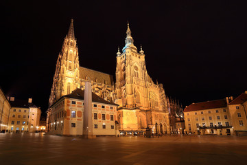 Fototapeta na wymiar Gothic St. Vitus' Cathedral on Prague Castle in the Night