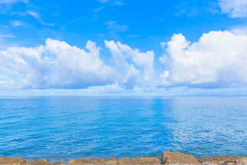 Fototapeta premium Blue ocean and sky in Okinawa