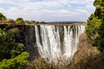 The Victoria falls with mist from water