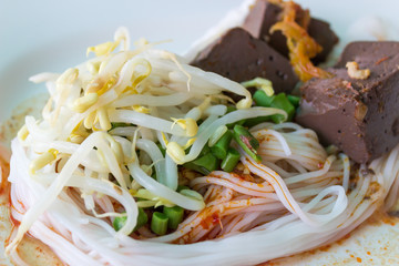 Thai rice noodles, usually eaten with curries.