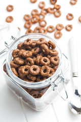 chocolate cereal rings
